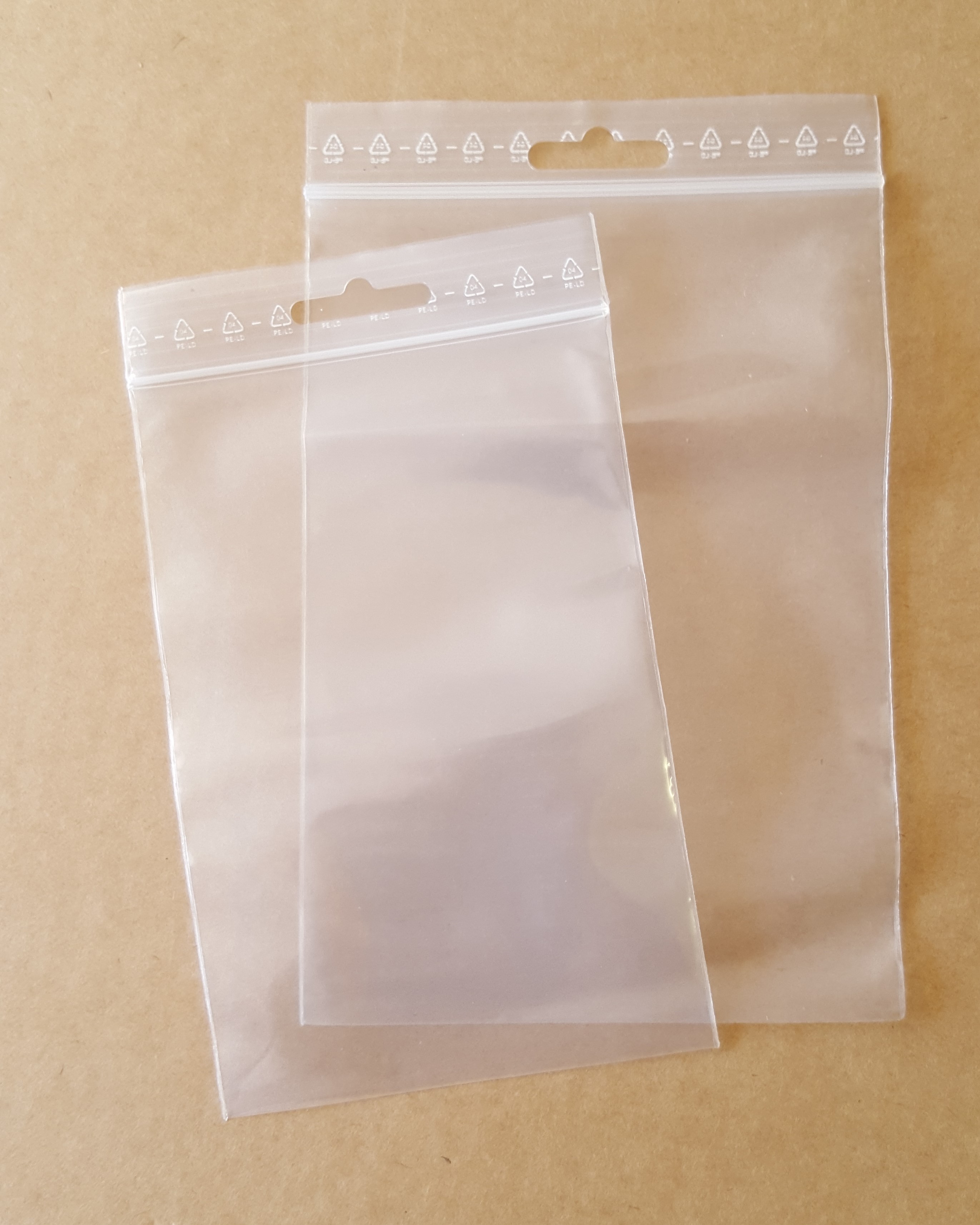 DV-Beutel 90my mit Eurolochung extra stark